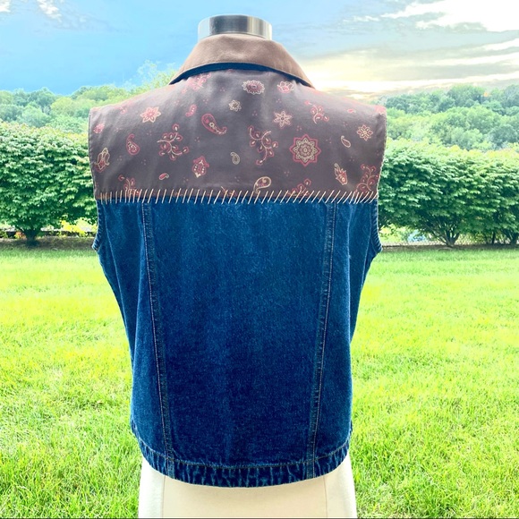 Gordon & James Signature Denim Vest - Picture 9 of 14